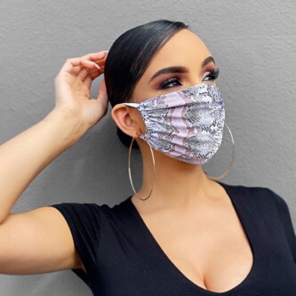 NEW‼️SNAKE SKIN PRINT FACE MASK - mask - Picture 2 of 3